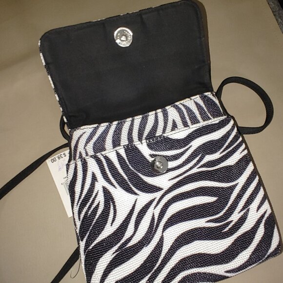 Nine West Zebra Print Crossbody Small Bag Black White Snap Closure Strap - Picture 4 of 10
